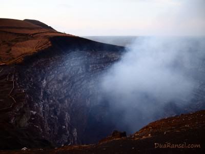 Nicaragua: Masaya Volcano - Bermalam di bawah taburan bintang dan hike untuk liat sunrise di kawah