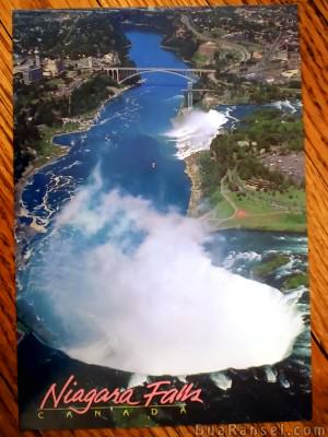 Kartu Pos Dua Ransel - Niagara Falls Canada