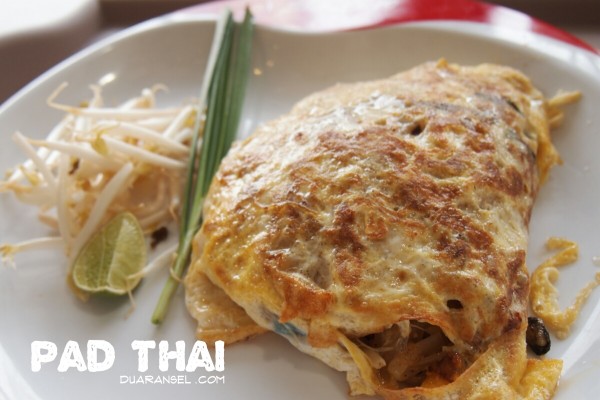 Pad Thai omelette